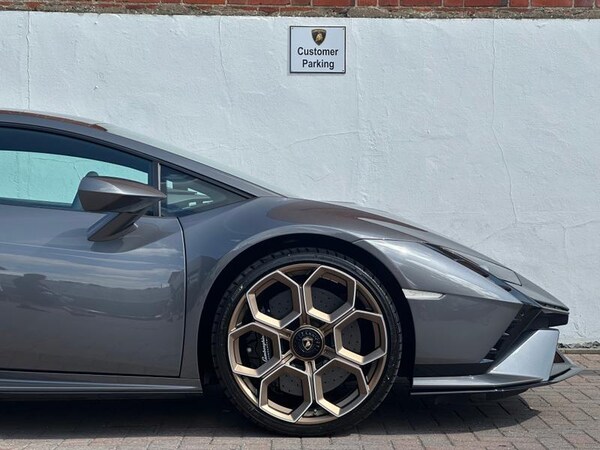 Used Lamborghini Huracan for sale - 75304159: Photo 8
