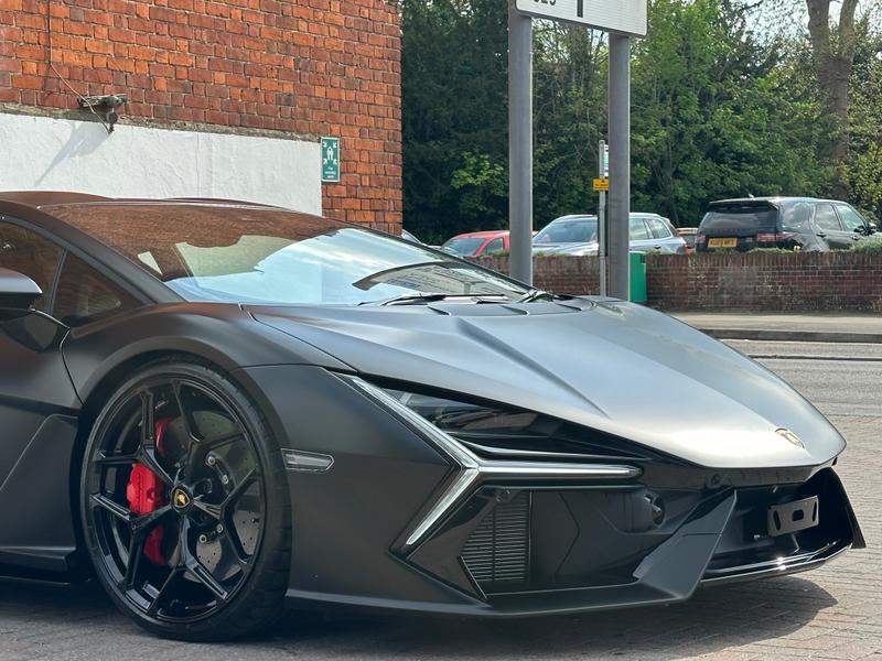 Used Lamborghini Revuelto 2024 for sale - 76508280: Photo 20