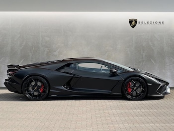 Used Lamborghini Revuelto 2024 for sale - 76508280: Photo