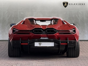 Used Lamborghini Revuelto 2025 for sale - 77023026: Photo