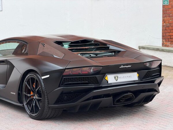 Used Lamborghini Aventador 2018 for sale - 76216597: Photo 19