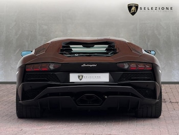 Used Lamborghini Aventador 2018 for sale - 76216597: Photo 4