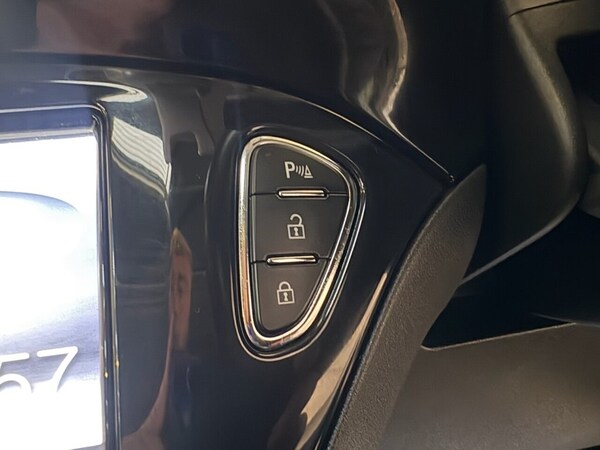 Used Vauxhall ADAM 2016 for sale - 76245476: Photo 49