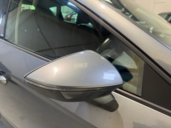Used SEAT Leon 2017 for sale - 76235677: Photo 40
