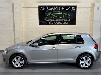 Used Volkswagen Golf 2015 for sale - 76235528: Photo