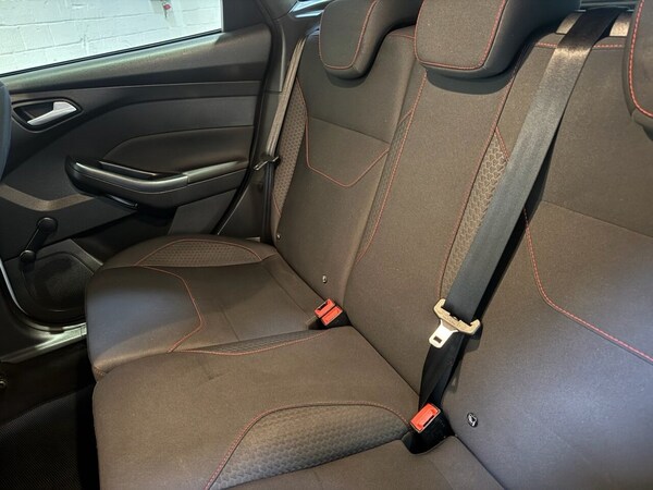 Used Ford Focus 2017 for sale - 76267055: Photo 16