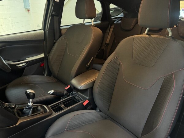 Used Ford Focus 2017 for sale - 76267055: Photo 17