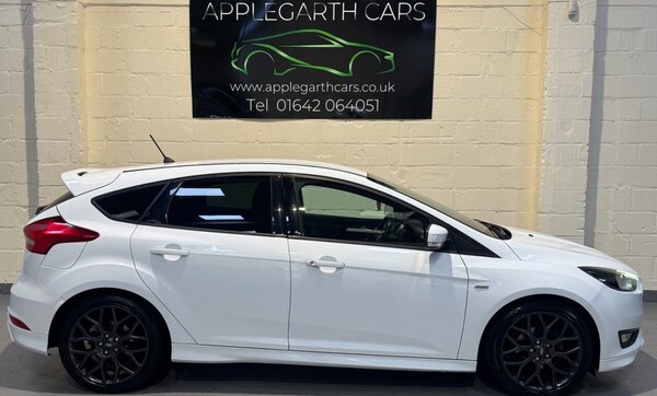 Used Ford Focus 2017 for sale - 76267055: Photo 2
