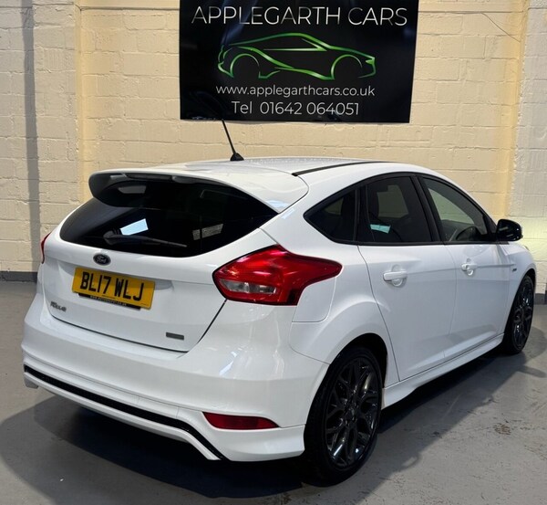 Used Ford Focus 2017 for sale - 76267055: Photo 3