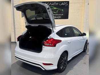 Used Ford Focus 2017 for sale - 76267055: Photo 4