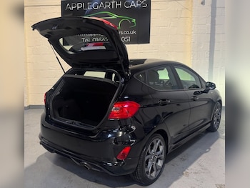 Used Ford Fiesta 2018 for sale - 76535920: Photo