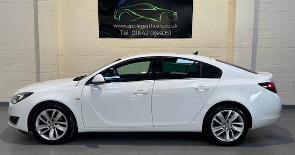 Used Vauxhall Insignia 2016 for sale - 76256294: Photo 3