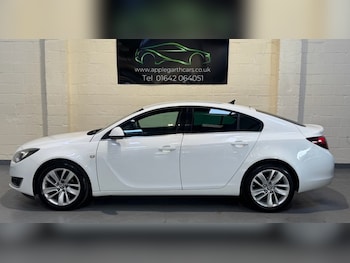 Used Vauxhall Insignia 2016 for sale - 76256294: Photo 3