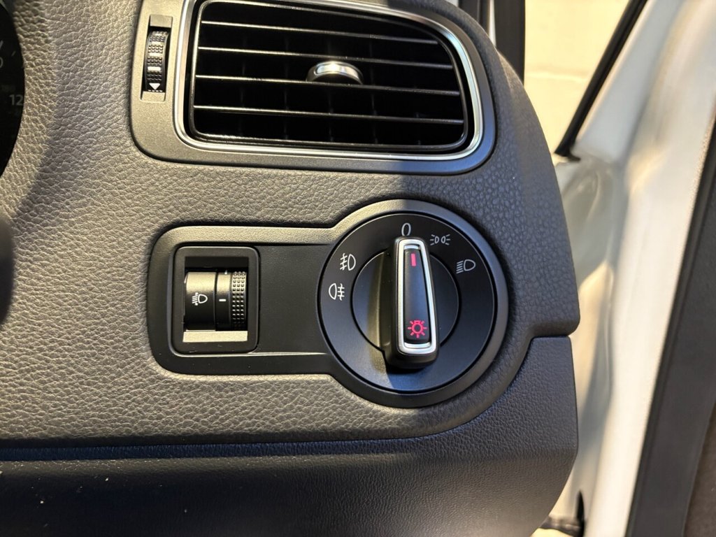 Used Volkswagen Polo 2016 for sale - 76367958: Photo 16