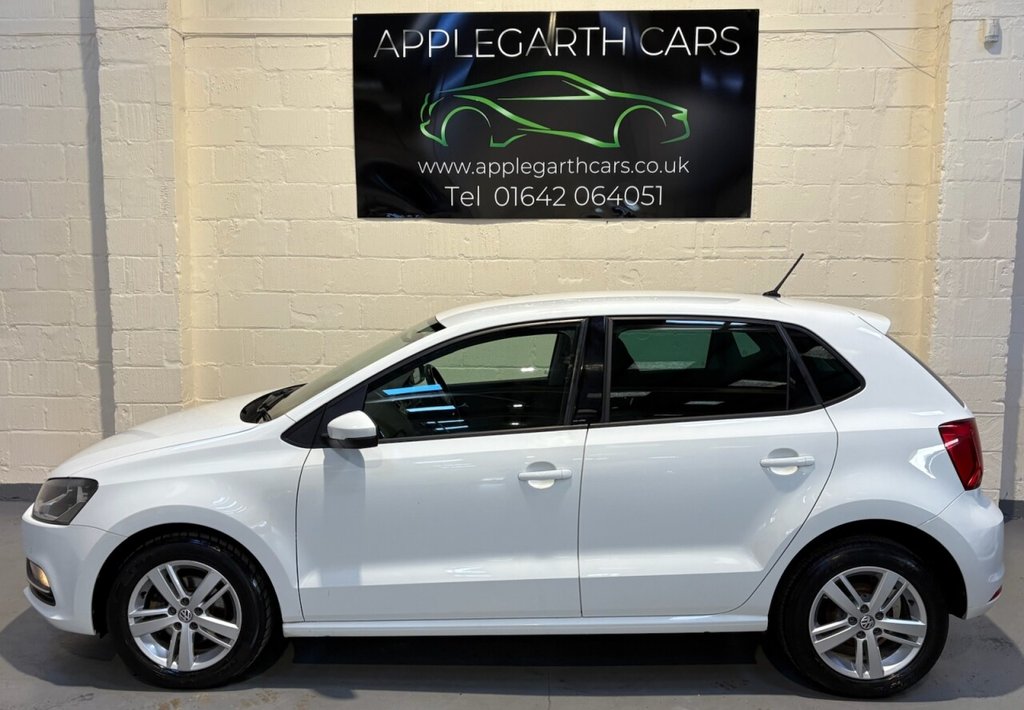 Used Volkswagen Polo 2016 for sale - 76367958: Photo 2