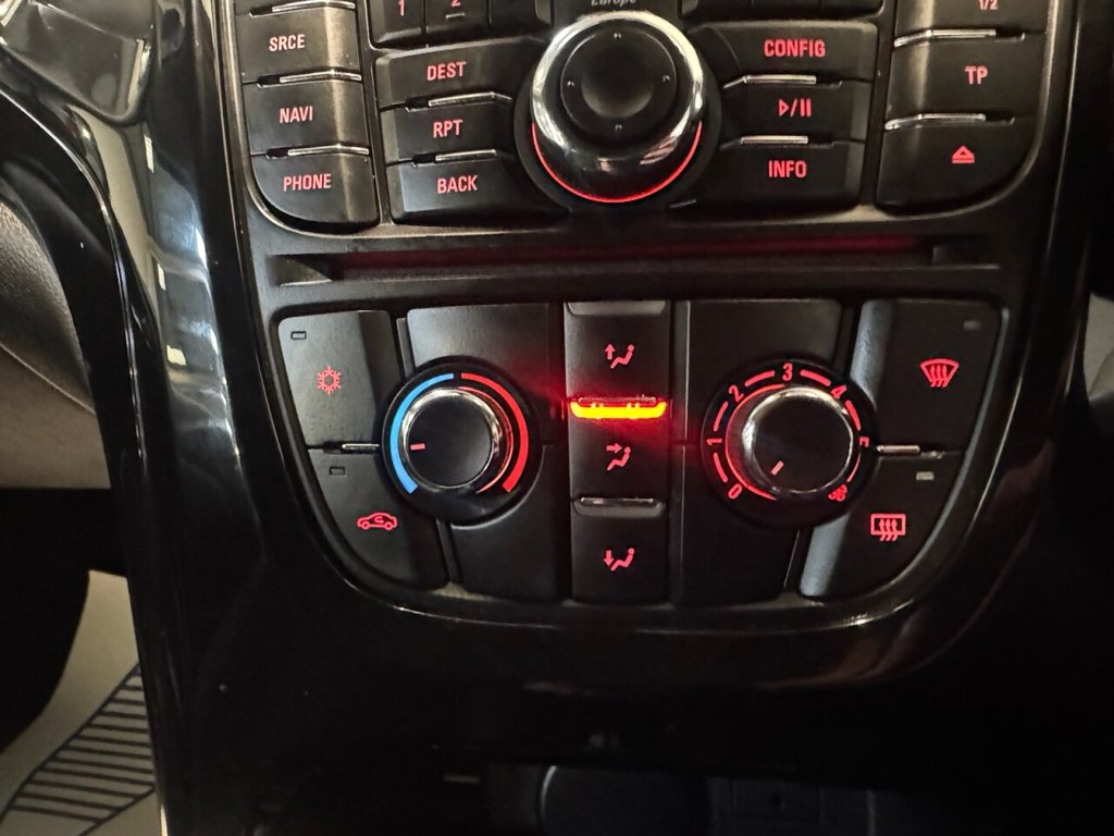 Used Vauxhall Astra GTC 2015 for sale - 76482107: Photo 16