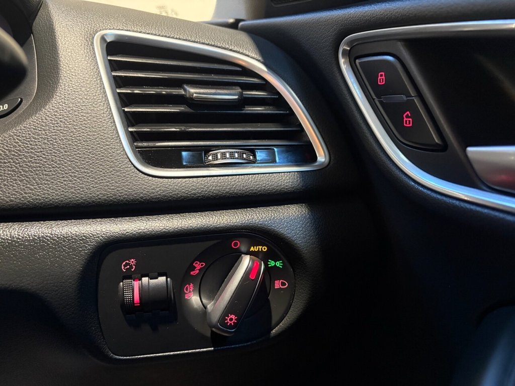 Used Audi Q3 2016 for sale - 76698565: Photo 16