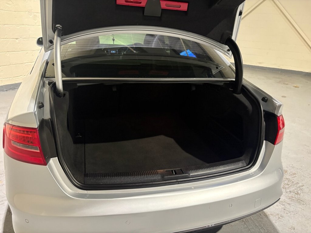 Used Audi A4 2014 for sale - 76617489: Photo 5