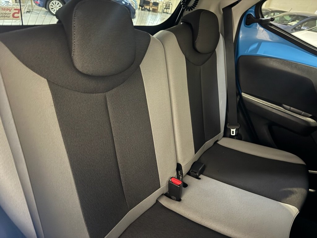 Used Toyota AYGO 2016 for sale - 76604987: Photo 10