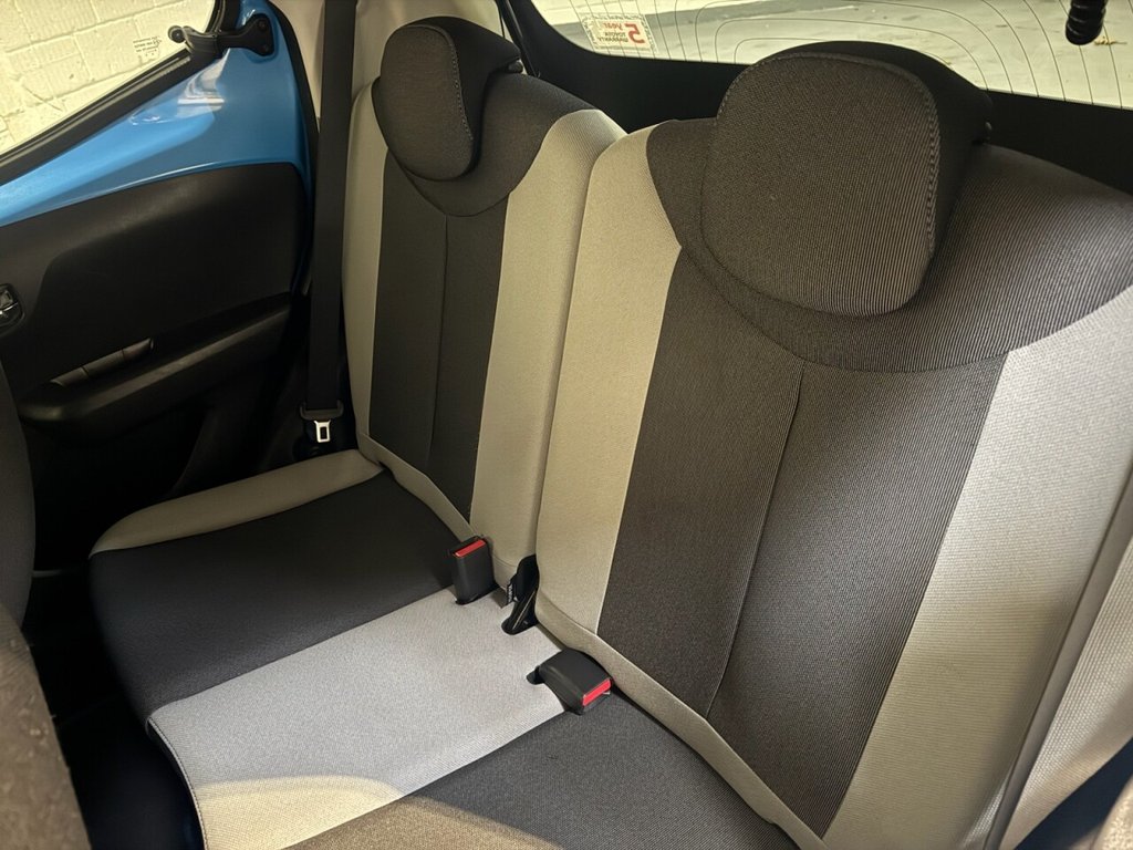 Used Toyota AYGO 2016 for sale - 76604987: Photo 11