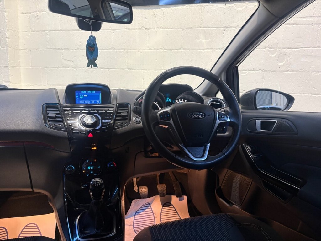 Used Ford Fiesta 2016 for sale - 76698639: Photo 9