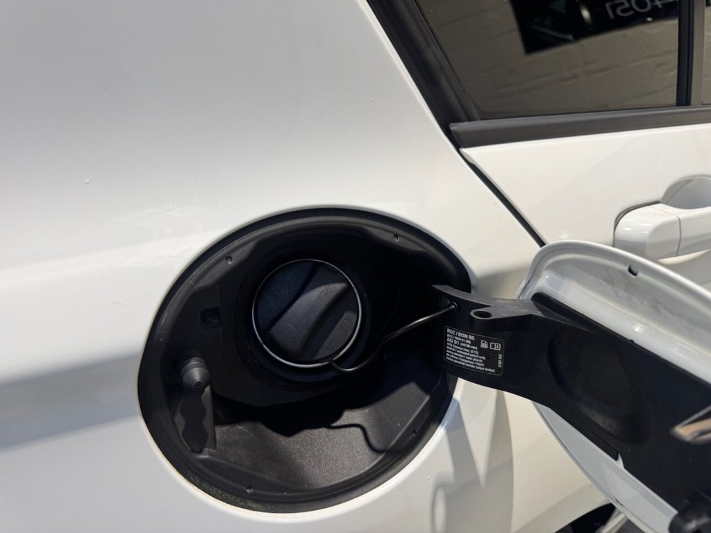 Used BMW 1 Series 2016 for sale - 76570275: Photo 42