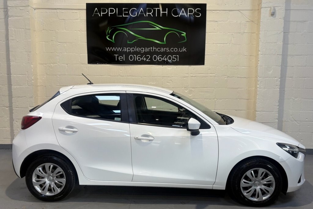 Used Mazda Mazda2 2016 for sale - 76356663: Photo 3