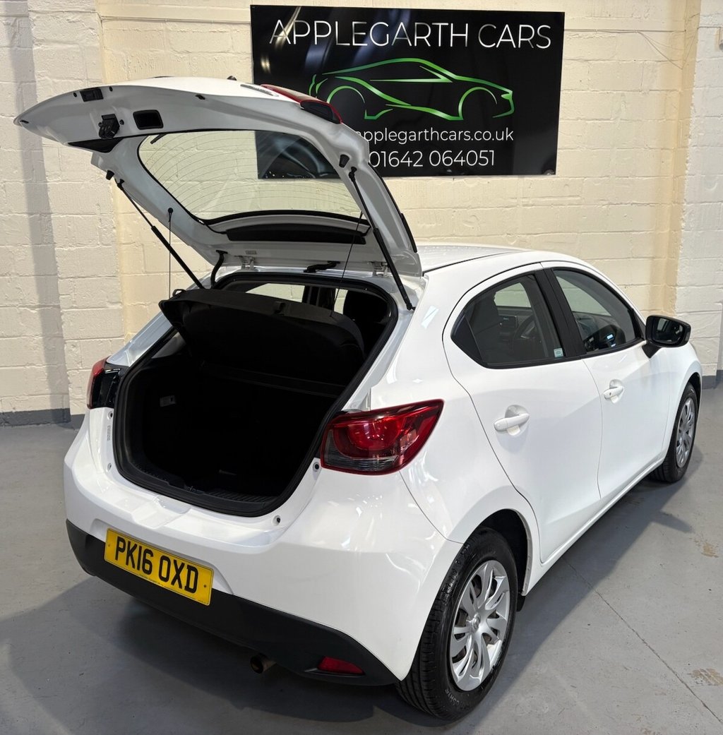 Used Mazda Mazda2 2016 for sale - 76356663: Photo 5