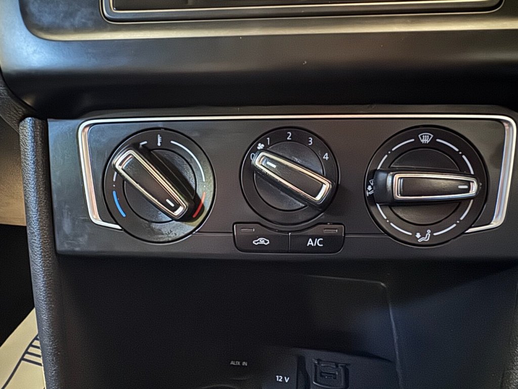 Used Volkswagen Polo 2016 for sale - 76470110: Photo 18