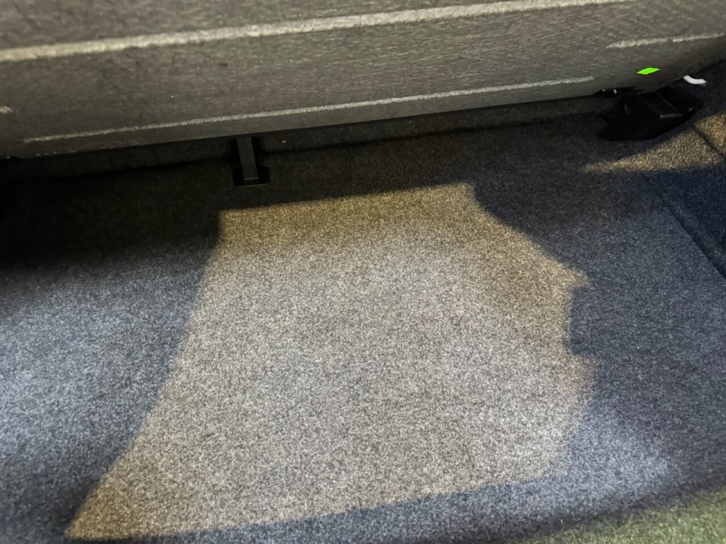 Used Volkswagen Polo 2016 for sale - 76470110: Photo 36