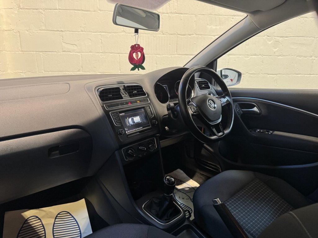 Used Volkswagen Polo 2016 for sale - 76470110: Photo 44