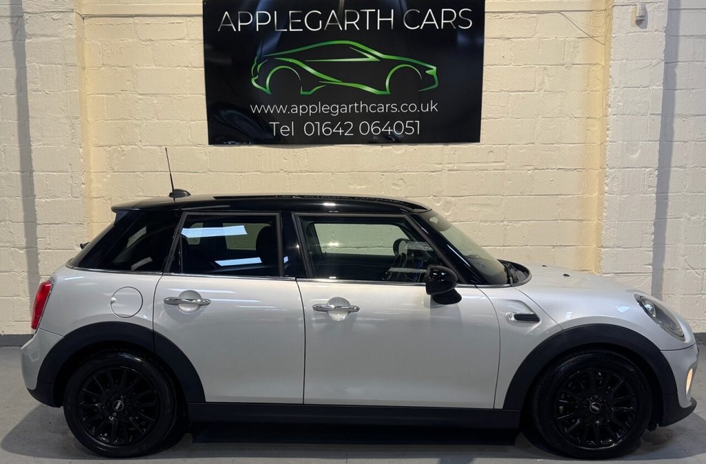 Used MINI Hatch 2015 for sale - 76496616: Photo 2
