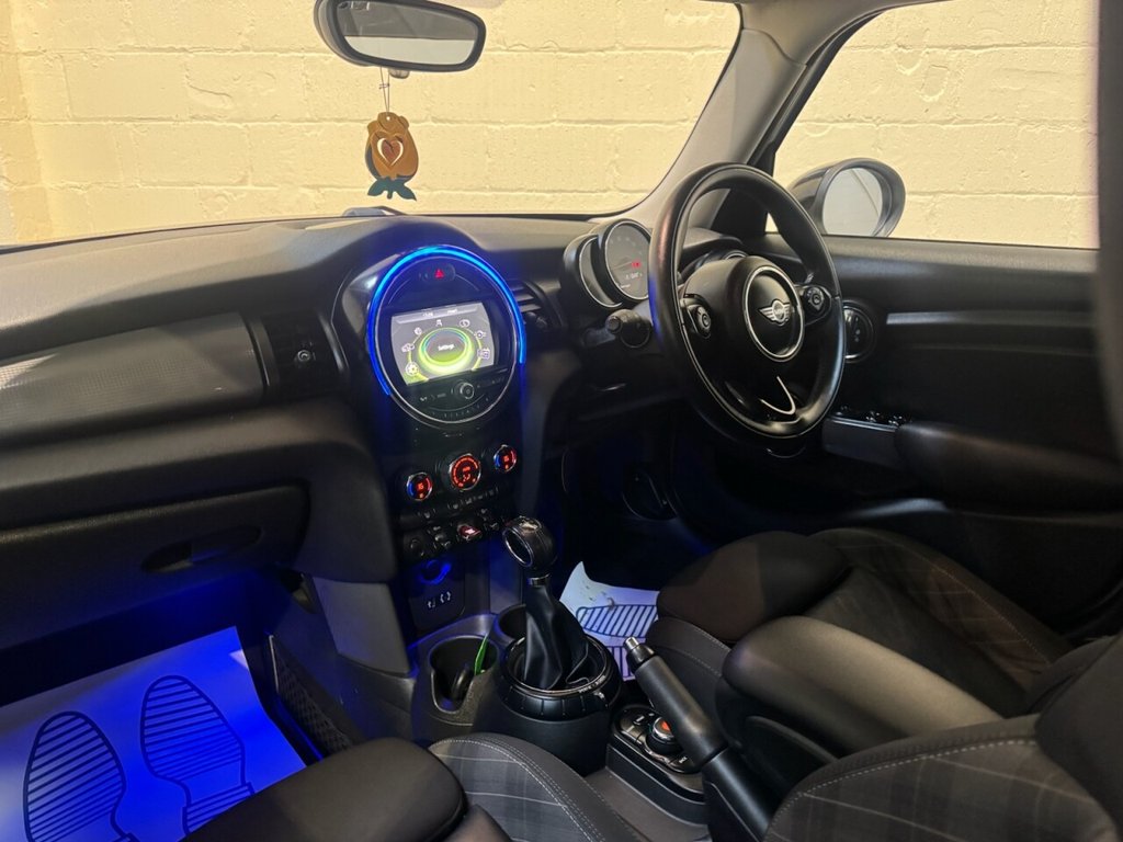 Used MINI Hatch 2015 for sale - 76496616: Photo 40