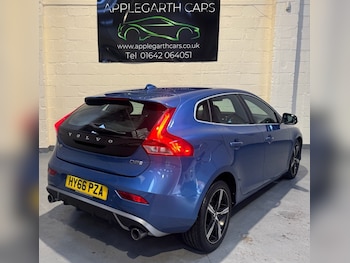 Used Volvo V40 2016 for sale - 76655115: Photo