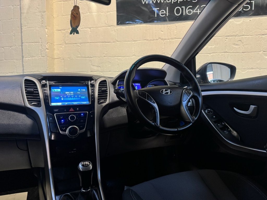 Used Hyundai i30 2017 for sale - 76558918: Photo 15