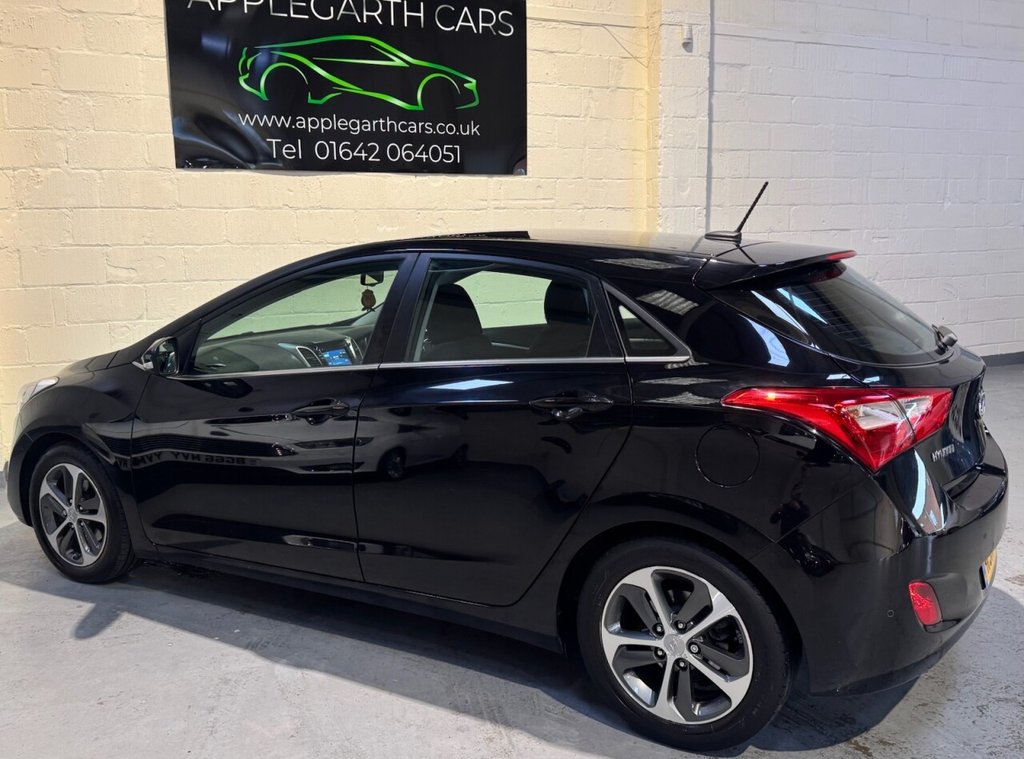 Used Hyundai i30 2017 for sale - 76558918: Photo 35