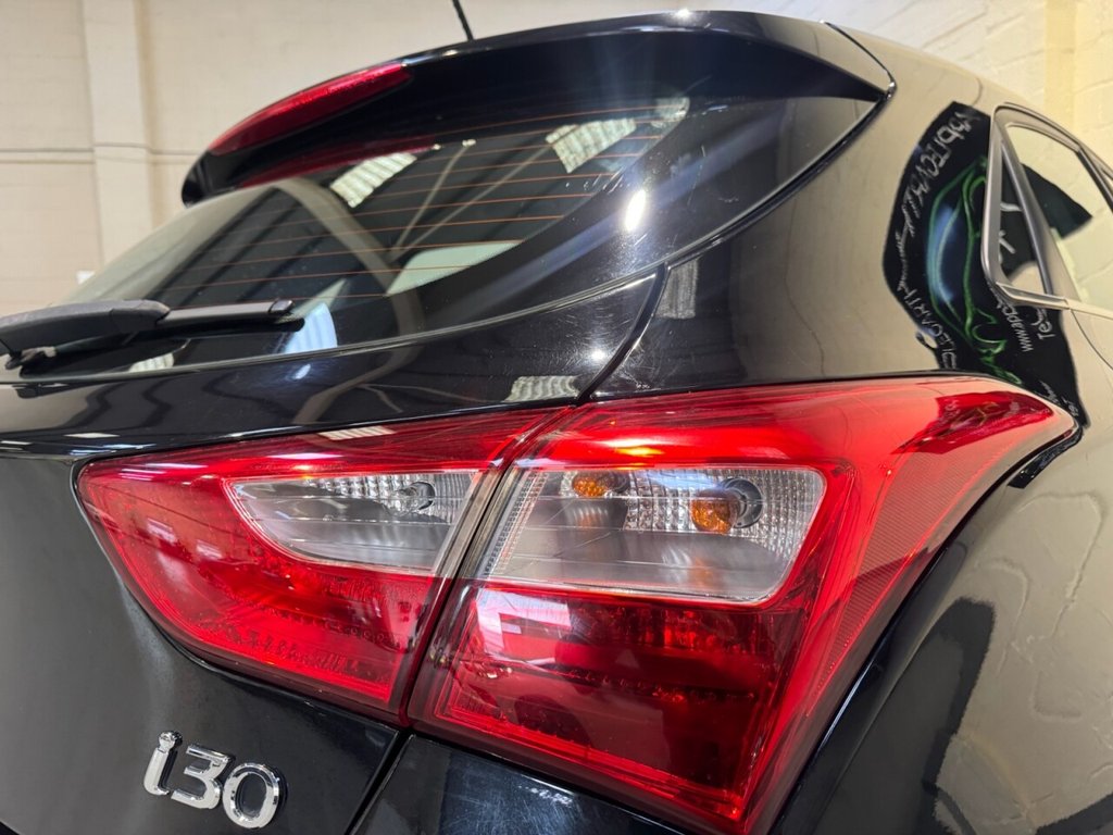 Used Hyundai i30 2017 for sale - 76558918: Photo 39