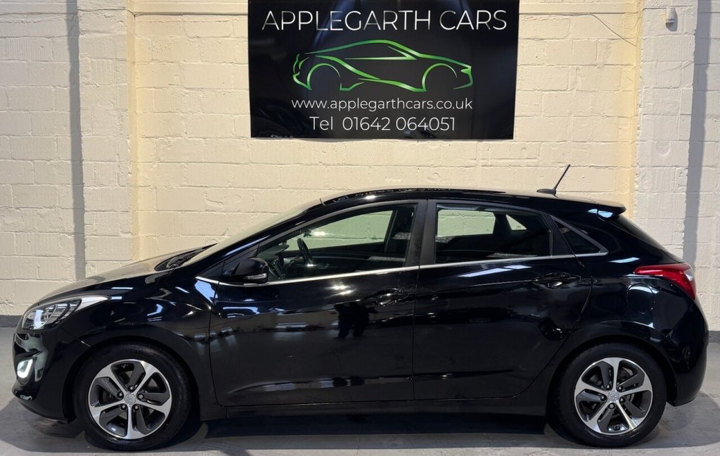 Used Hyundai i30 2017 for sale - 76558918: Photo 6