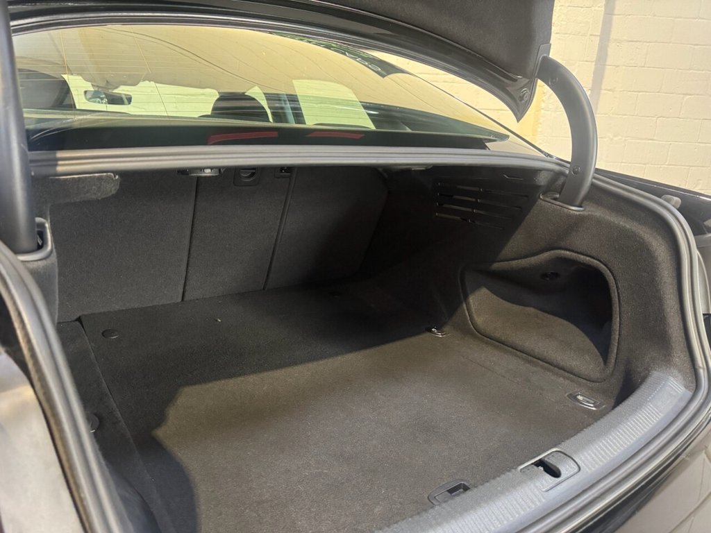 Used Audi A4 2016 for sale - 76558989: Photo 9