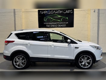 Used Ford Kuga 2015 for sale - 76266956: Photo 2
