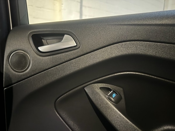 Used Ford Kuga 2015 for sale - 76266956: Photo 48