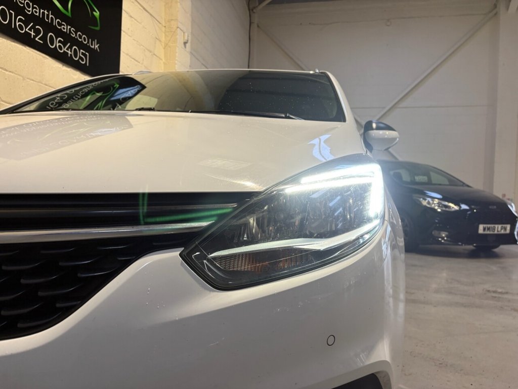 Used Vauxhall Zafira Tourer 2017 for sale - 76740541: Photo 28