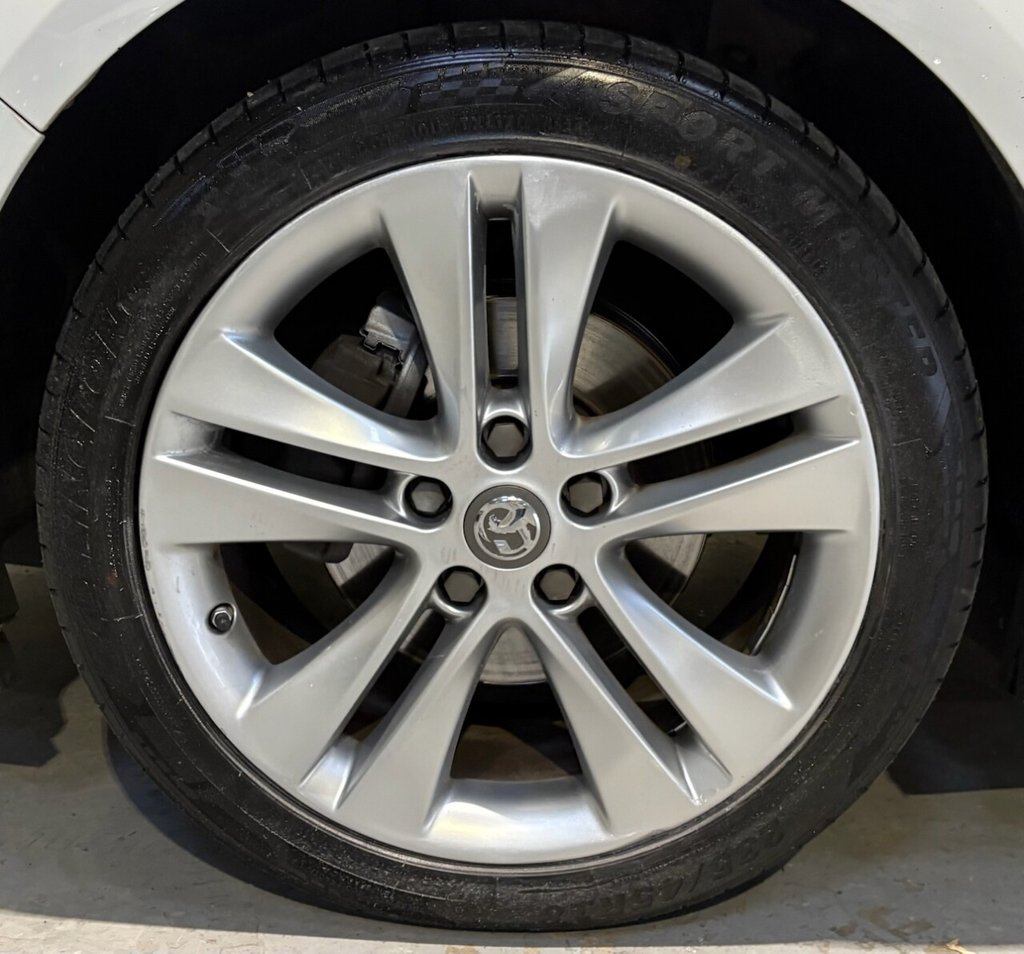 Used Vauxhall Zafira Tourer 2017 for sale - 76740541: Photo 30