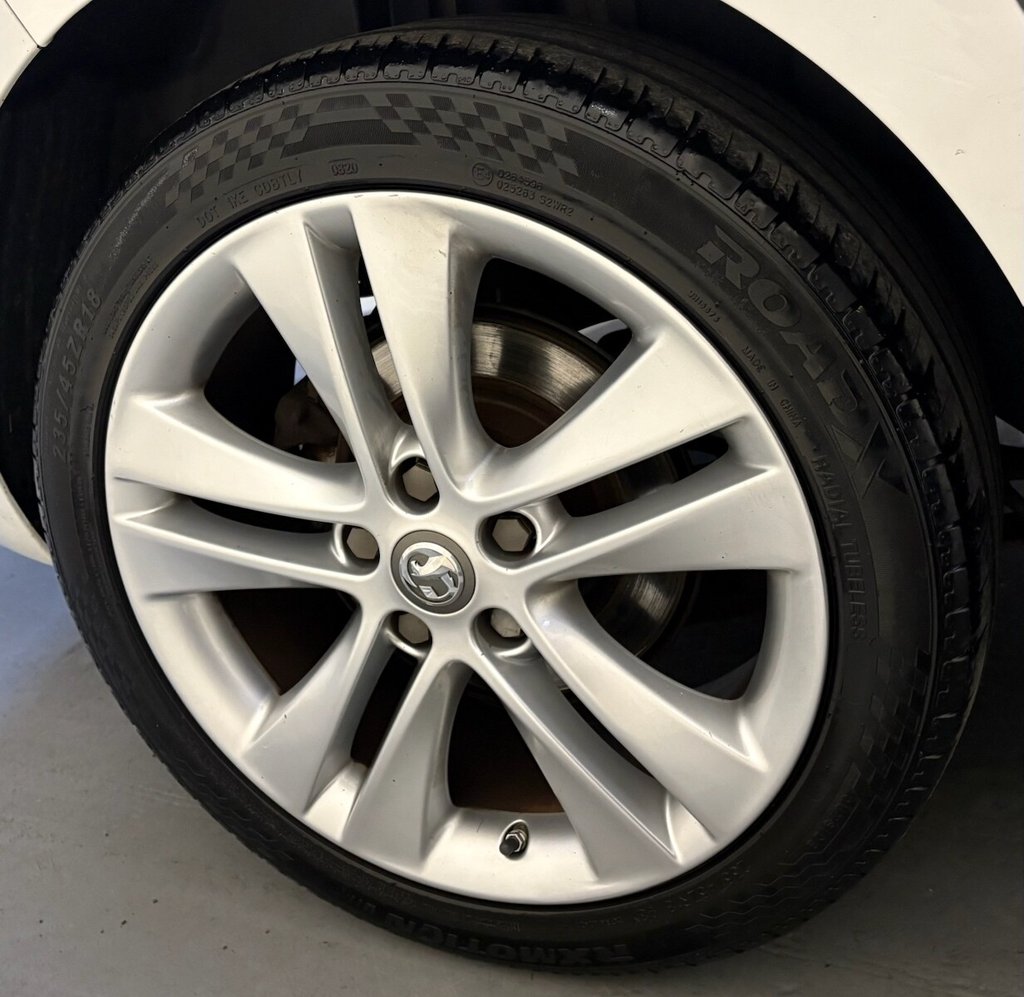 Used Vauxhall Zafira Tourer 2017 for sale - 76740541: Photo 38