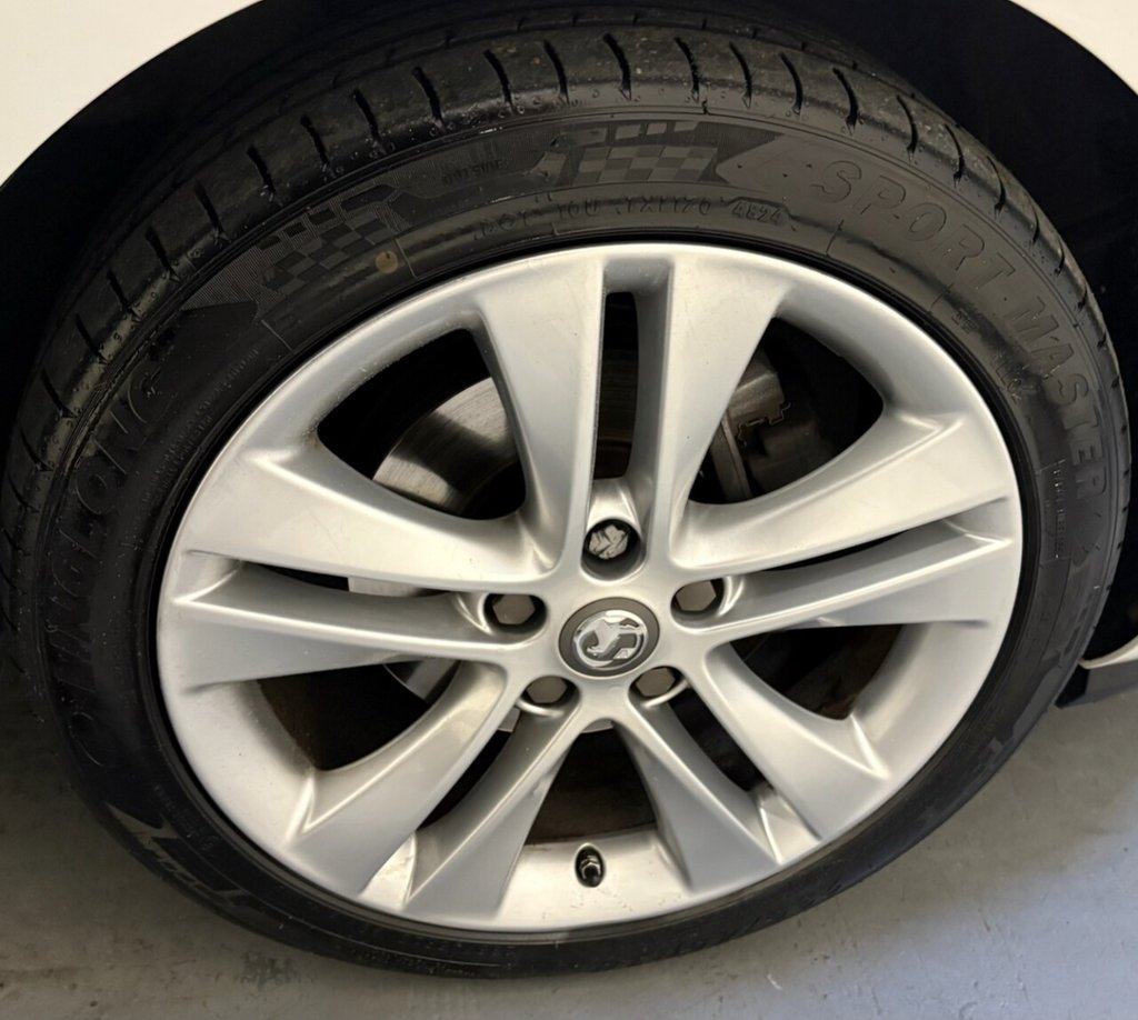 Used Vauxhall Zafira Tourer 2017 for sale - 76740541: Photo 39