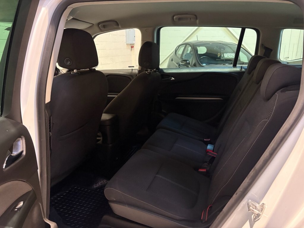 Used Vauxhall Zafira Tourer 2017 for sale - 76740541: Photo 40