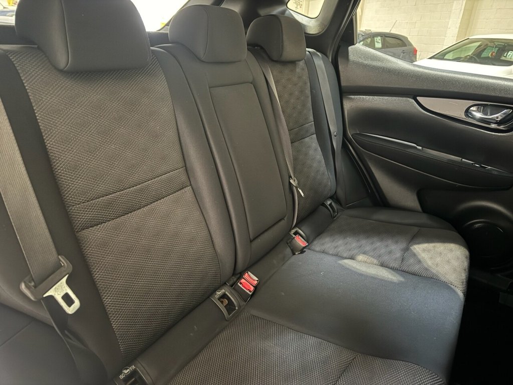 Used Nissan Qashqai 2014 for sale - 76642159: Photo 10