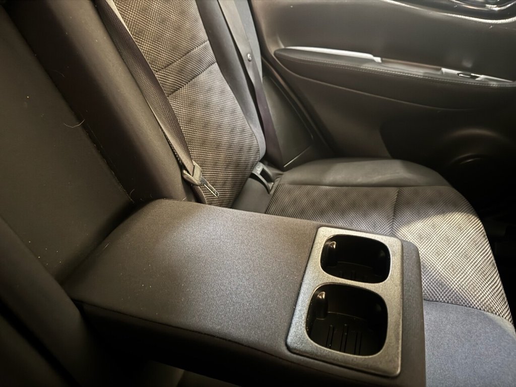 Used Nissan Qashqai 2014 for sale - 76642159: Photo 36