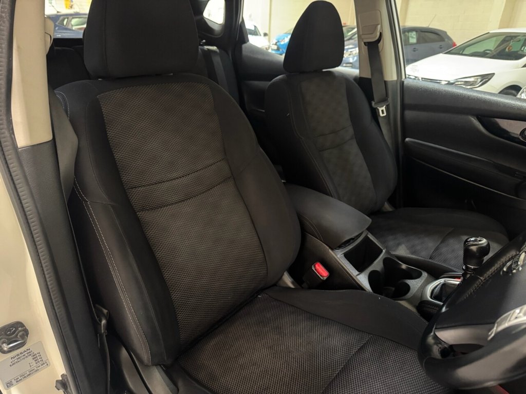 Used Nissan Qashqai 2014 for sale - 76642159: Photo 9