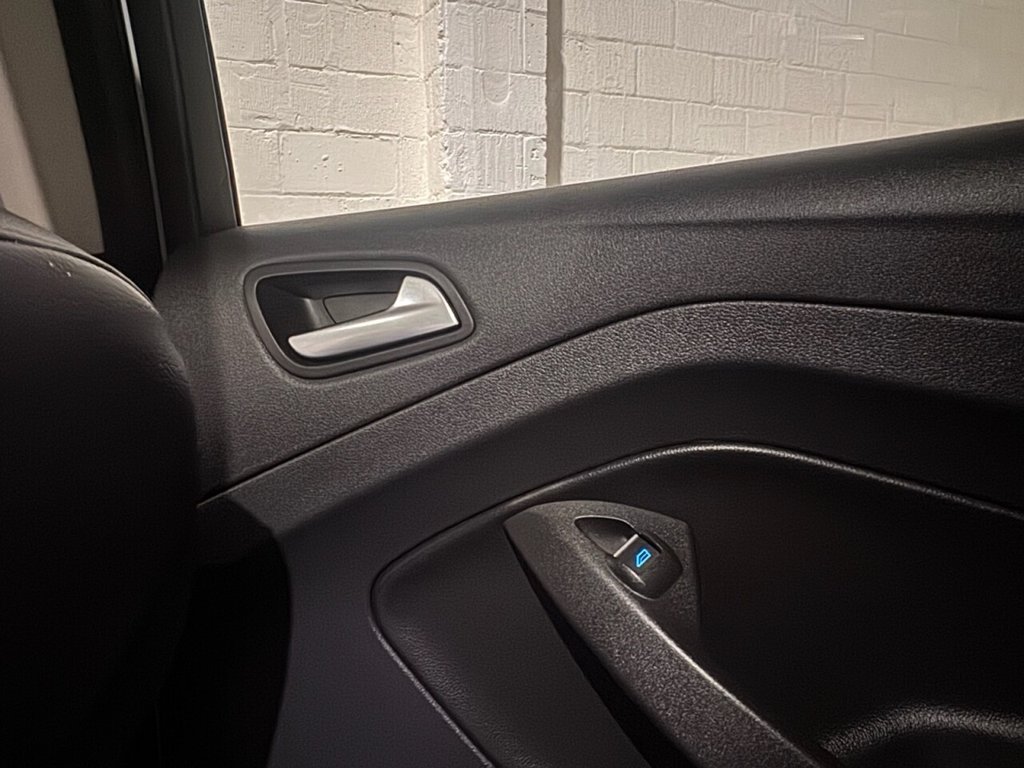 Used Ford Kuga 2016 for sale - 76367567: Photo 42